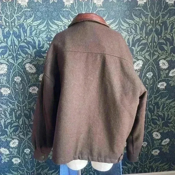 Woolrich Men's Brown Barn Chore Coat - Picture 5 of 16